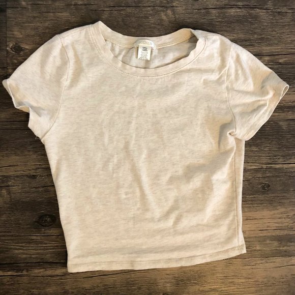 Cropped Basic Tee - Picture 2 of 3
